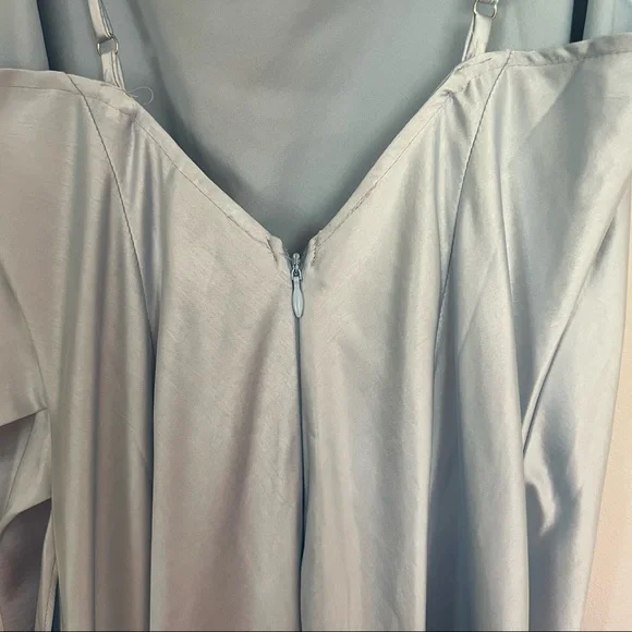 🌸Hey Girl Long Satin Cowl Neck Dress - Picture 5 of 15